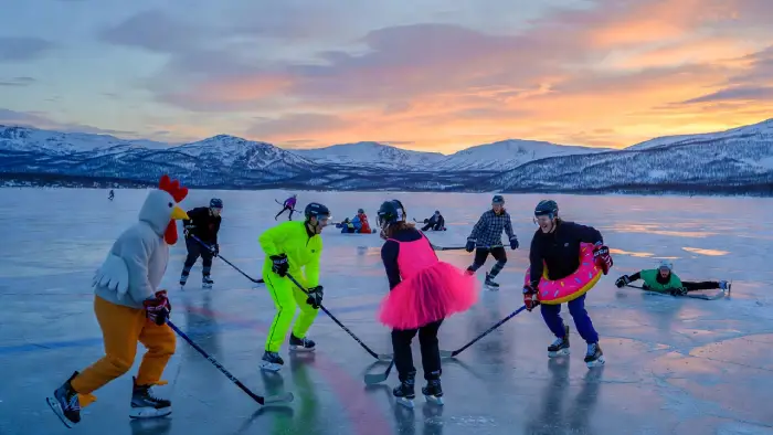 hauskaa pipolätkää pelatessa