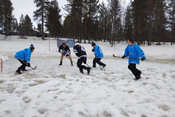 PitsiLätkä 2027 Pelaajat vauhdissa PitsiLätkä 2026 -turnauksessa